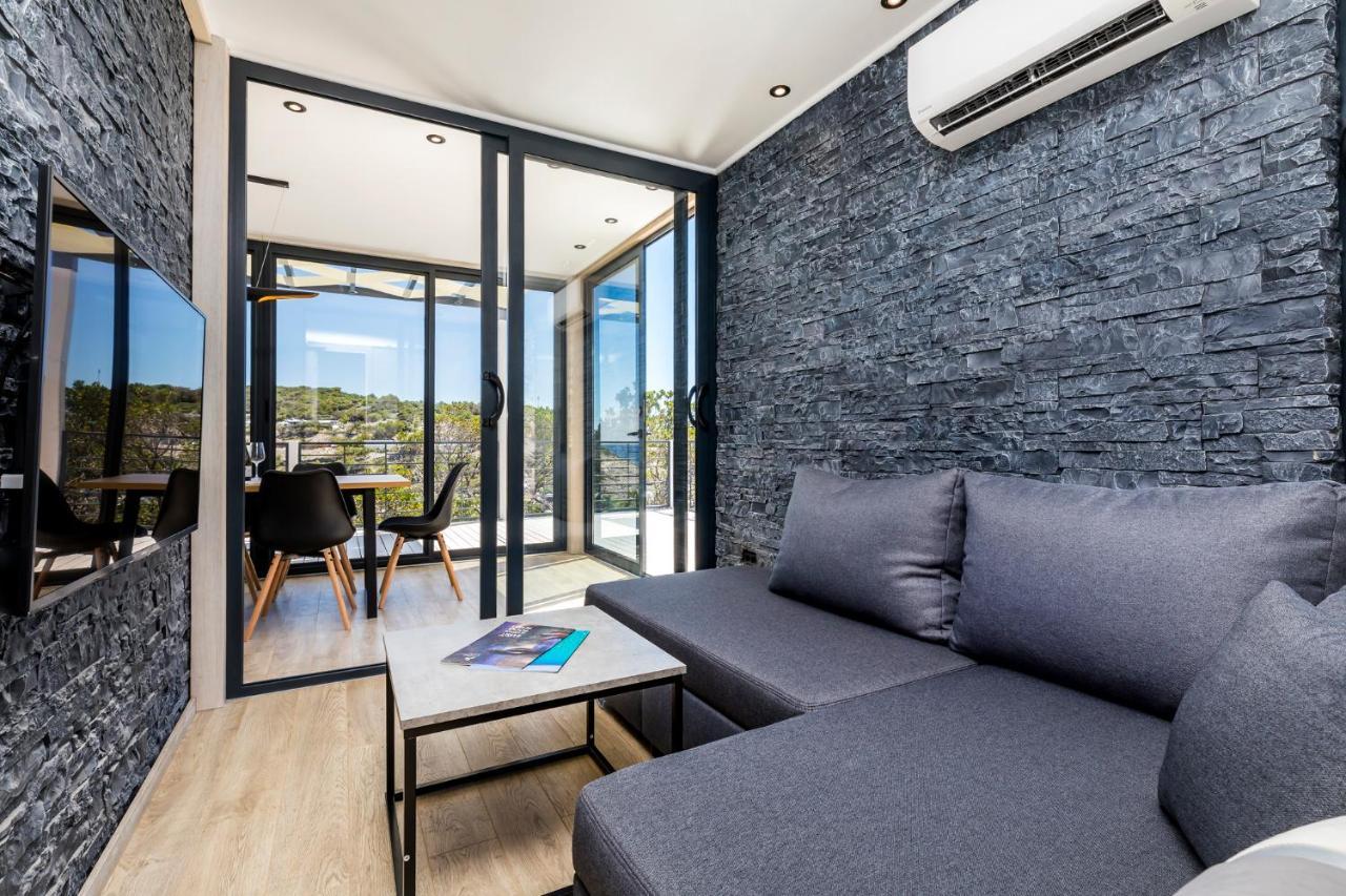 Living Point Mobile Homes Mali Losinj Bagian luar foto