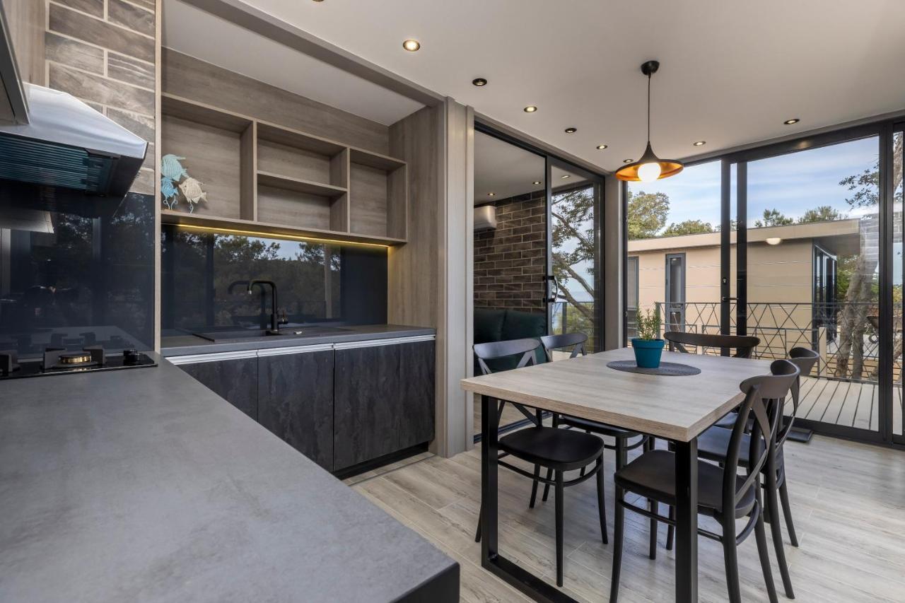 Living Point Mobile Homes Mali Losinj Bagian luar foto